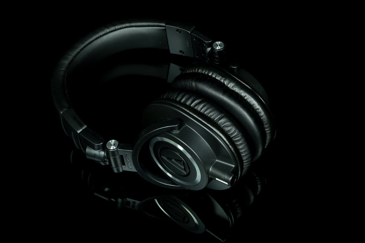 audio-technica ATH-M50X ブラック Amazon.com: Audio-Technica ATH-M50x Professional Monitor